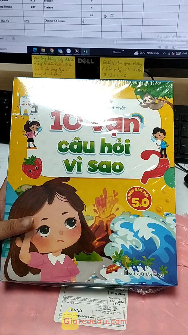 Giảm giá 10 Vạn Câu Hỏi Vì Sao Cho Bé Thích Khám Phá Phiên Bản Mới 5.0 (Bộ 5 Cuốn). Mình mua bộ sách này tặng sinh nhật cho cháu gái 12 tuổi. Nhận được. 