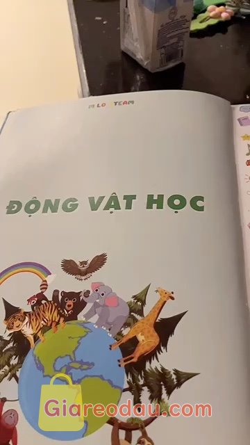 Giảm giá [Mã giảm 48%] Bách Khoa Toàn Thư 8 Chủ Đề cho Bé 3-14  -  1001 câu hỏi giúp bé khám phá thế giới xung quanh. Giao hàng rất nhanh. Sách rất thú vị và hình ảnh đẹp. Giấy chất. 