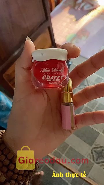 Giảm giá [Mã giảm 25%] Son Dưỡng Mềm Mịn Môi - Hồng Môi Có Màu CHERRY Phiên Bản Cao Cấp MIDI BEAUTY 10G. Son dưỡng chính hãng có kèm thẻ bảo hành nữa. Được tặng nước. 