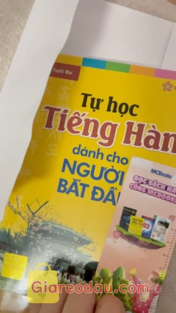 Giảm giá Sách Tự Học Tiếng Hàn Cho Người Mới Bắt Đầu Học Kèm App Online. Ok sách giao nhanh lắm, chắc phải học cùng app nếu tự xem sách thì. 